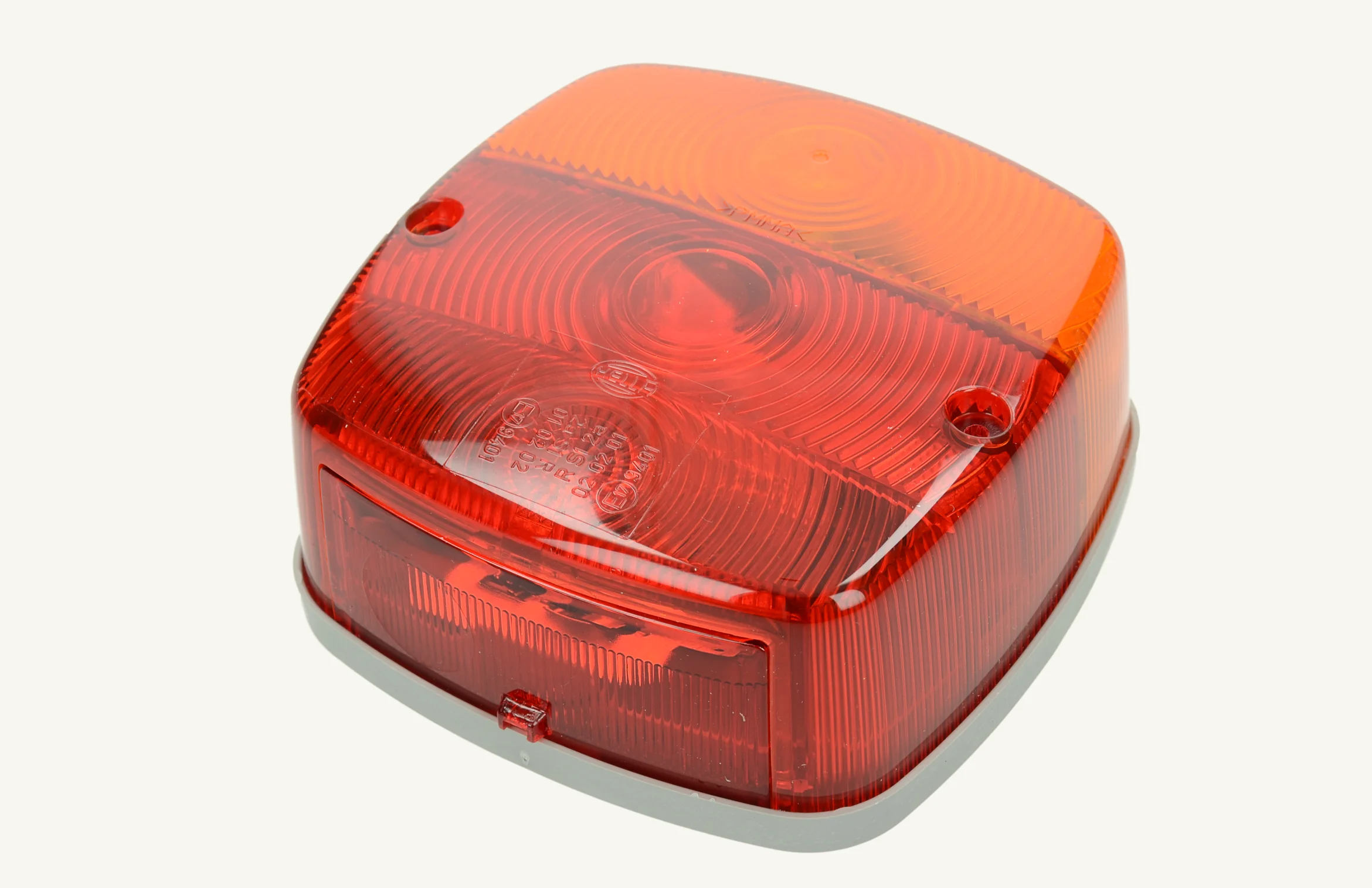 [1015564] Schlussleuchte komplett Hella 121x121x56mm