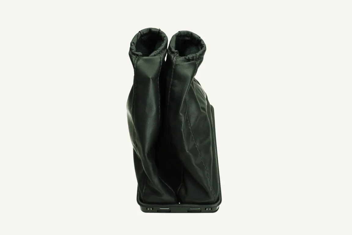 [1011978] Gear Lever Sleeve
