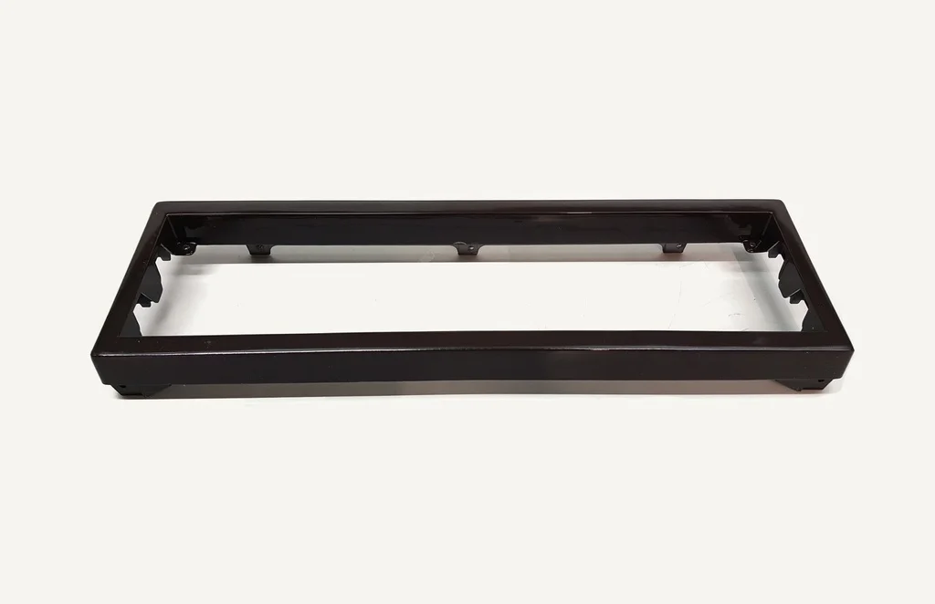 [1006141] Grille avant 187x665mm