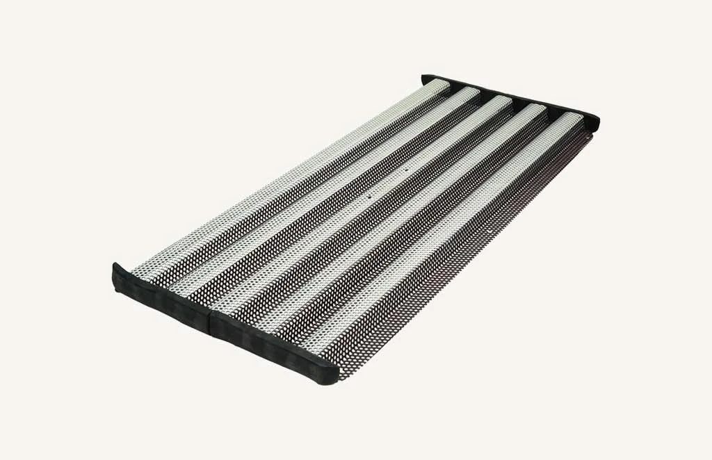 [1003670] Grille de capot en haut 540x245mm