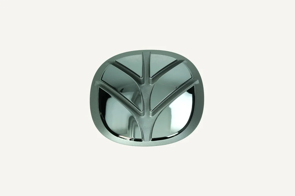 [1010625] Symbol New Holland 72x69mm