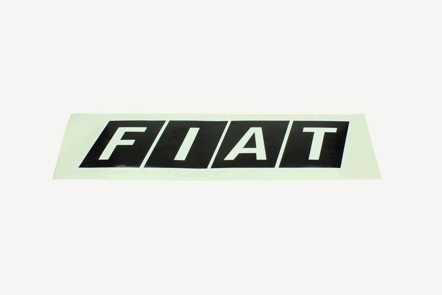 [1183657] Autocollant de modèle Fiat noir 60x230mm