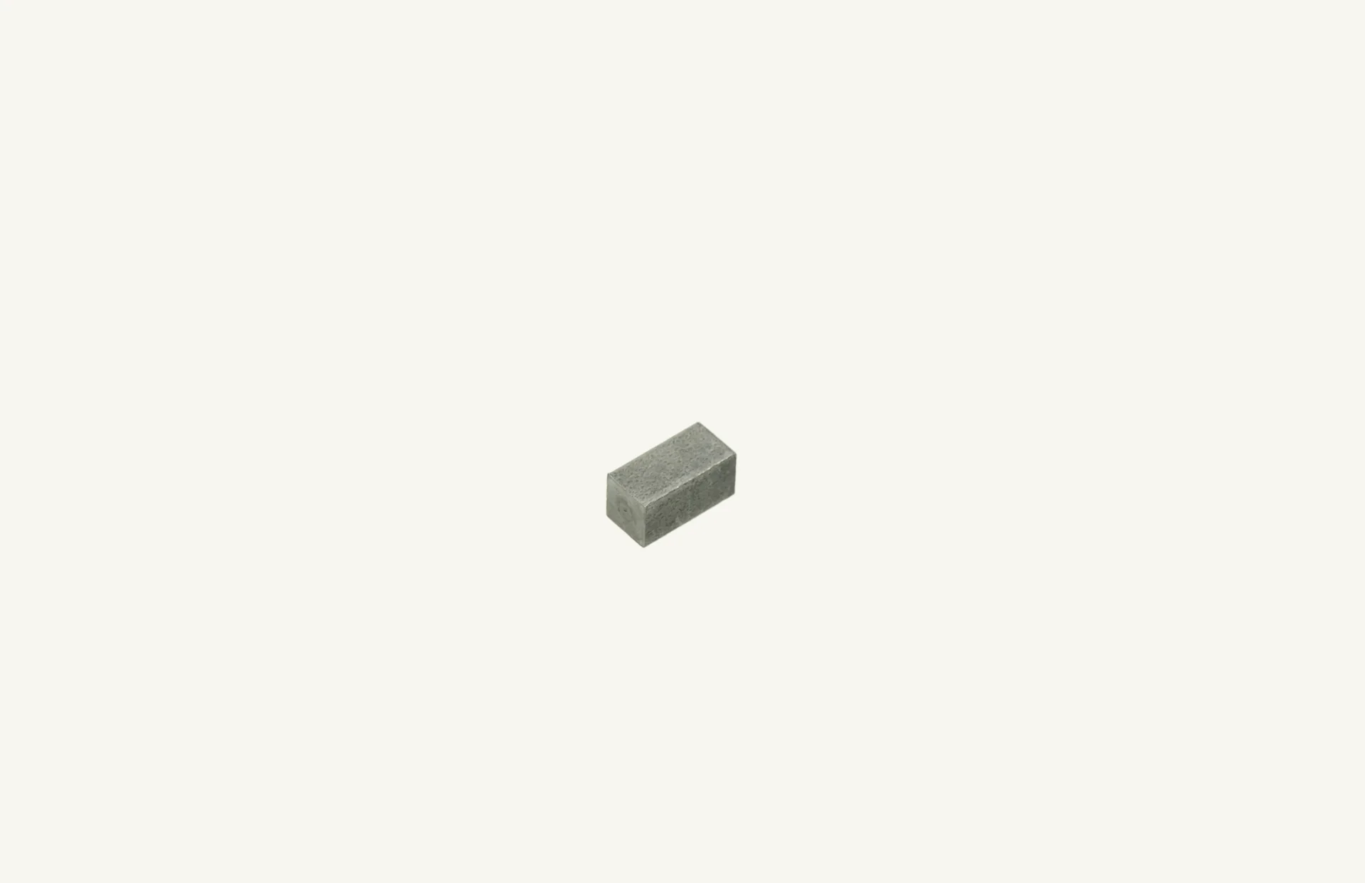 Coin 5x5x10mm