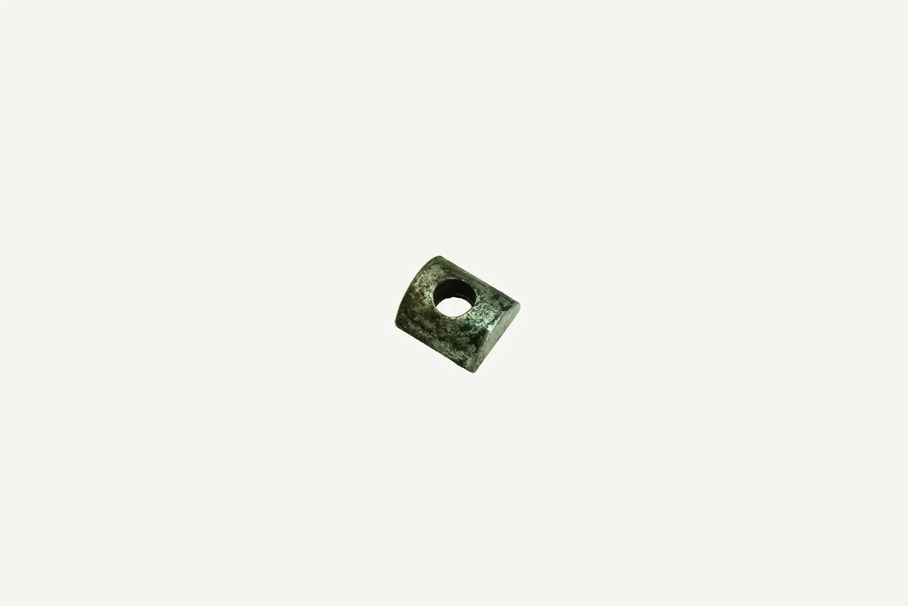 Unterlage Halbmond 14x15x7mm, Bohrung 6.5mm (Occasion)