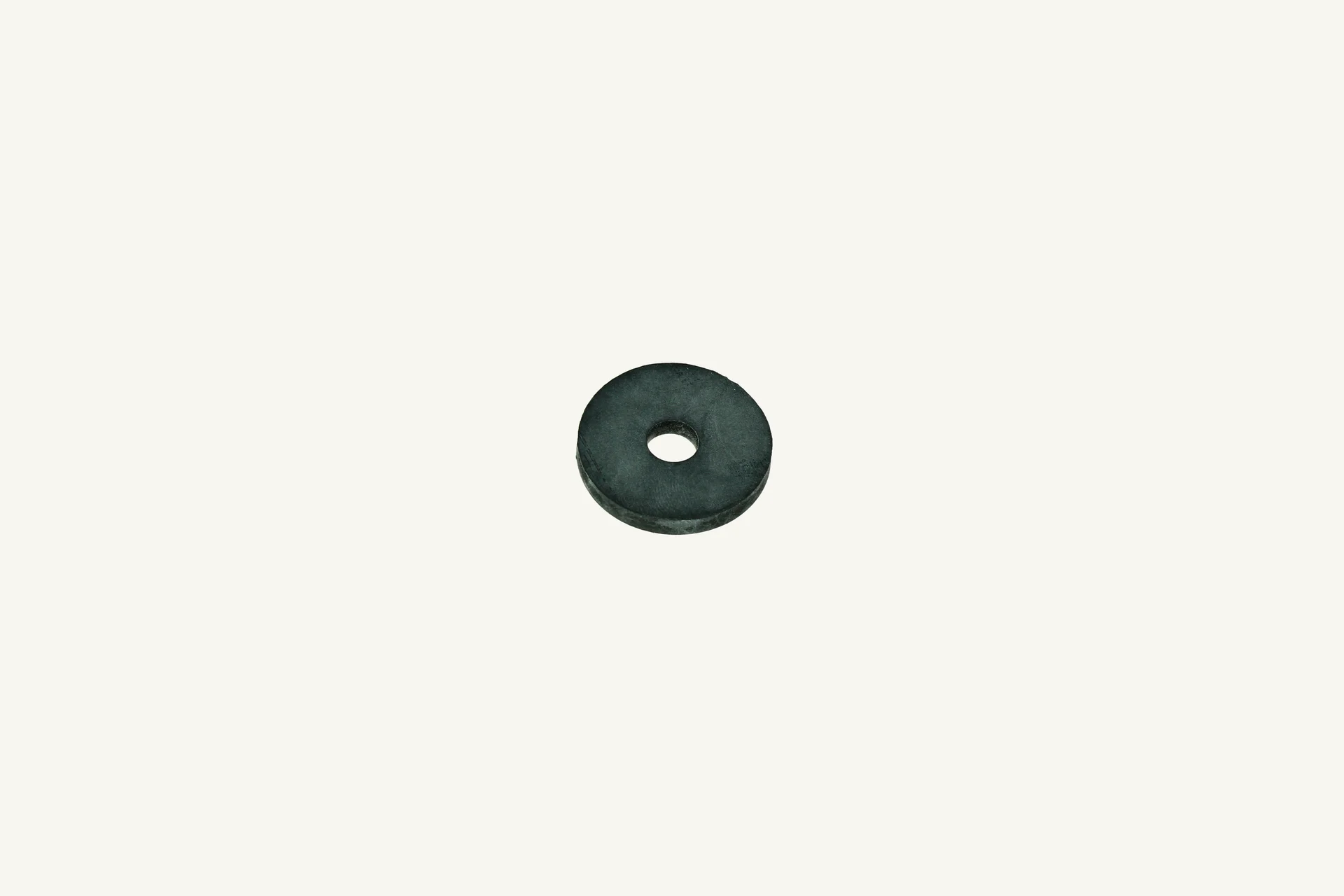 [1052625] Rubber Washer 7x27x3mm