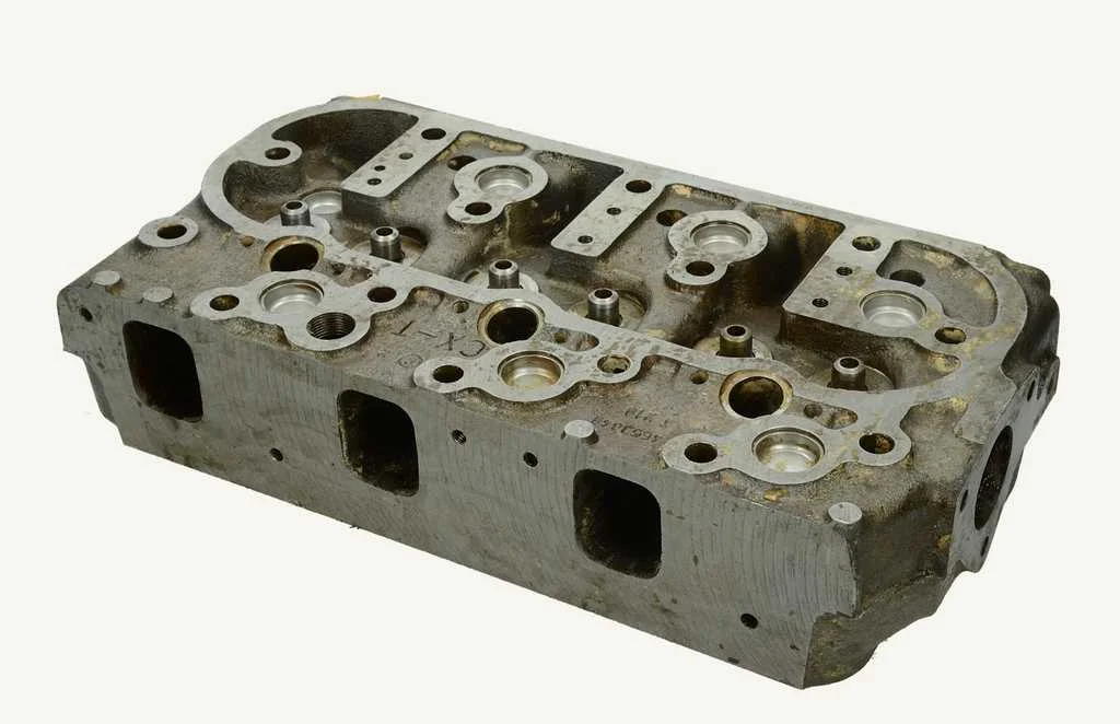 [1003283] Cylinder Head 8035.01Valve Spacing 51mm