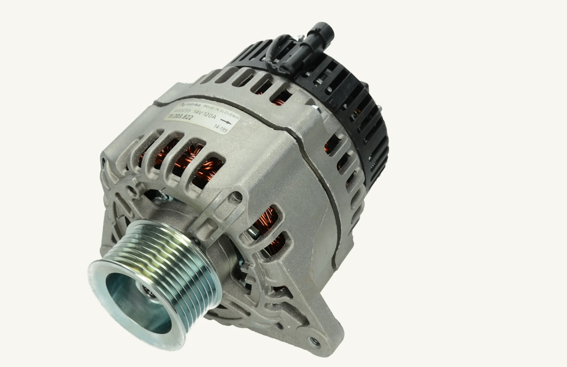 [1013347] Alternator 12V 120A
