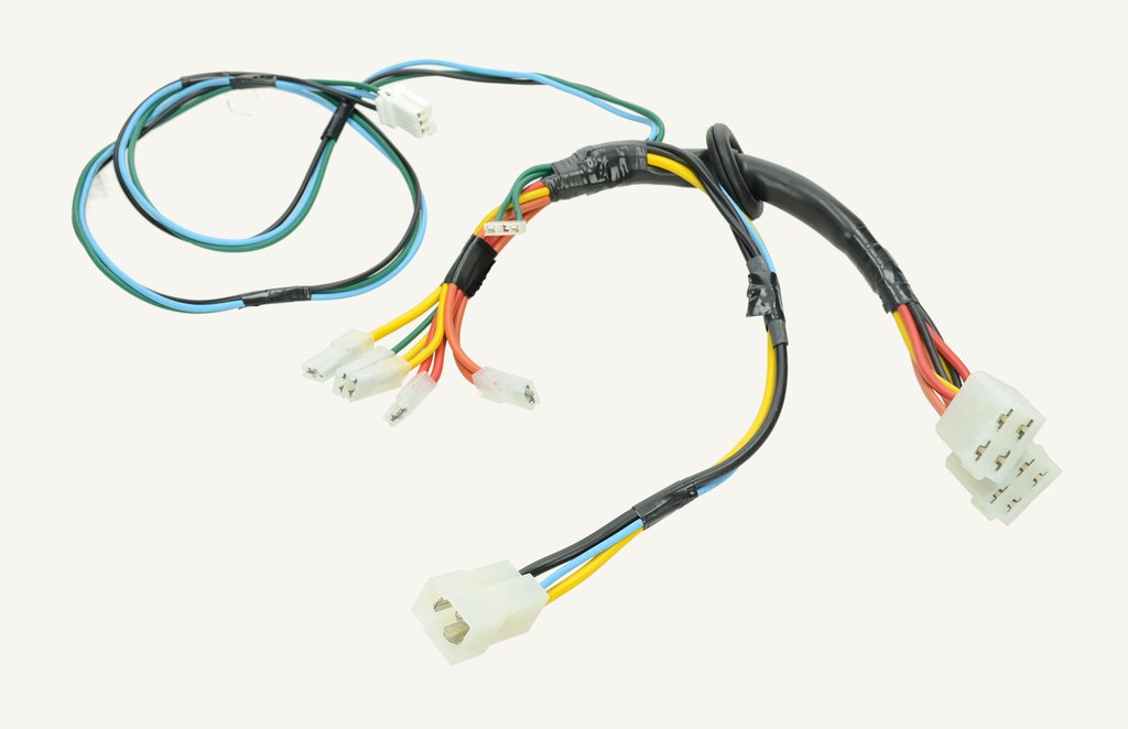 Wiring harness heating air conditioner