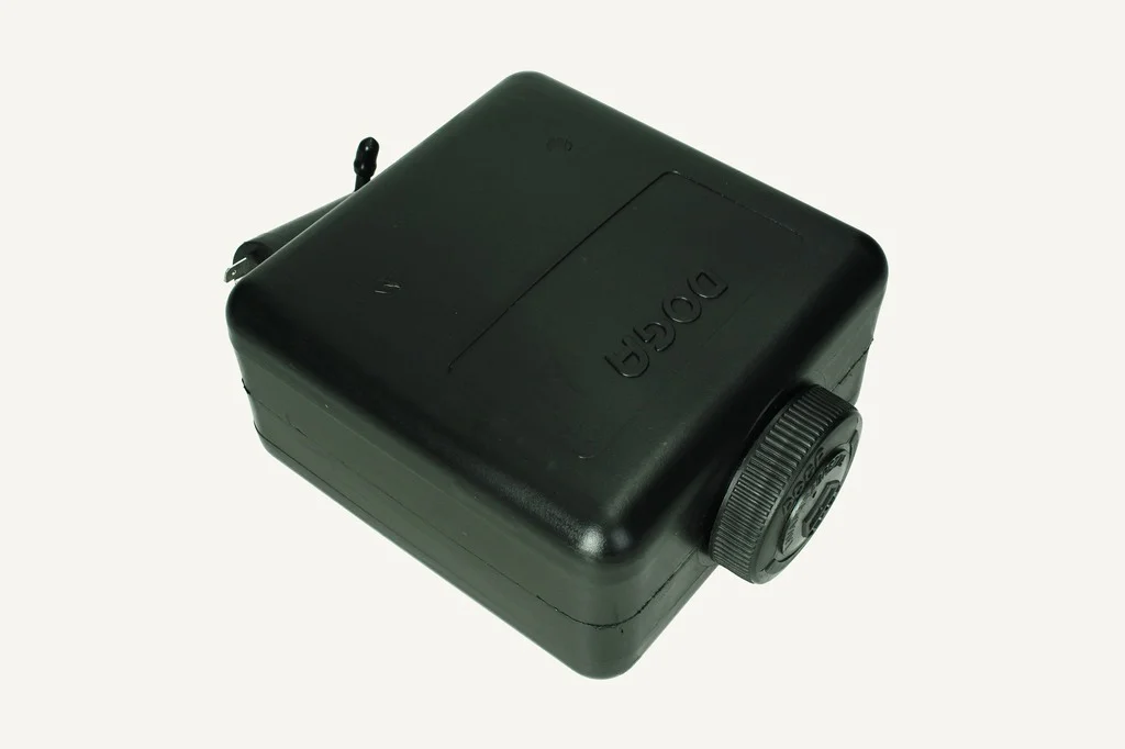 [1070131] Washer Tank 1 Engine