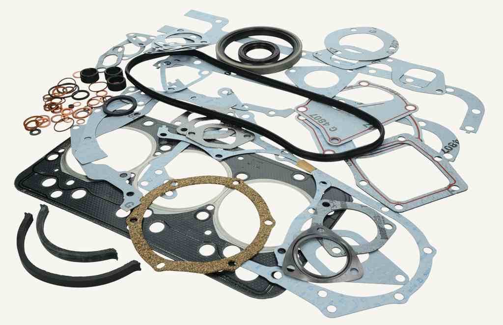 Engine gasket set with WD110x135x13mm