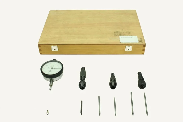 [1015277] Montagewerkzeug Messuhrkit zu Einspritzpumpe Bosch Mietpreis CHF 40.-