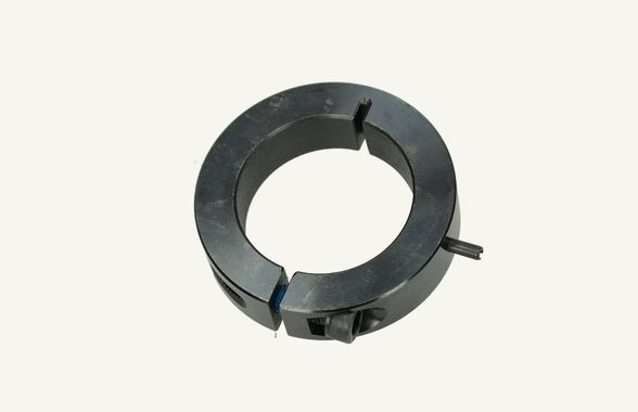 Clamping ring all-wheel shaft sleeve