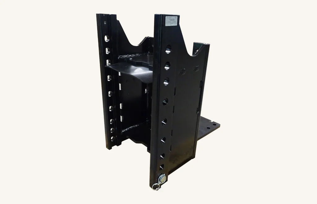 [1017088] Hitch Bracket 330mm Rail Width