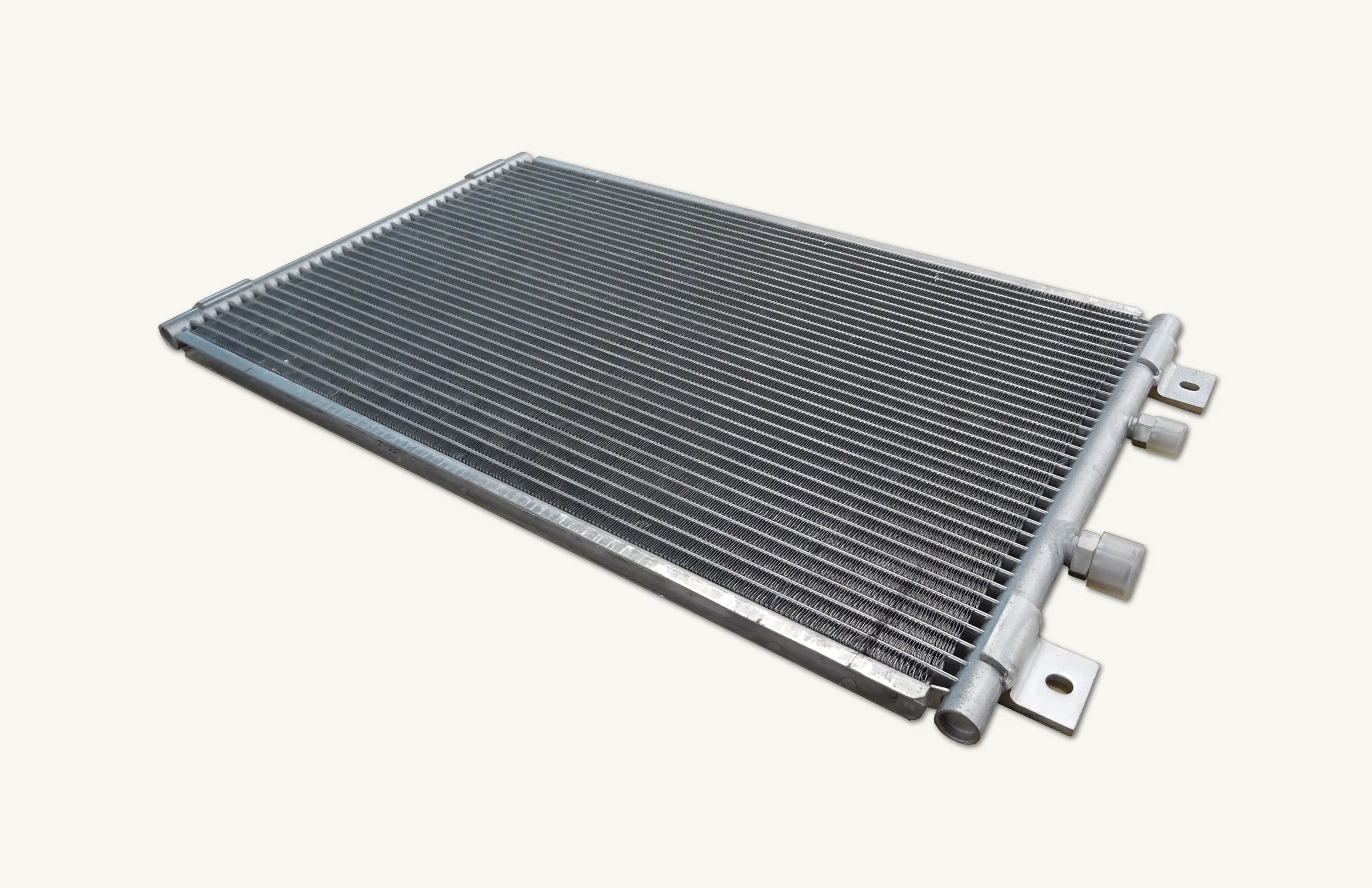 Kondensator Catepillar 654x350x16mm