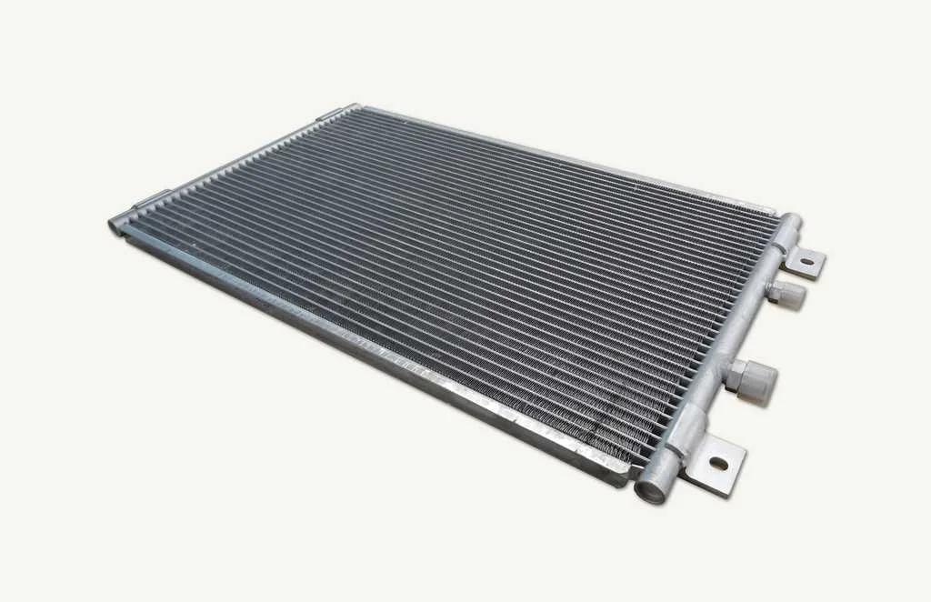 Condenseur Catepillar 654x350x16mm