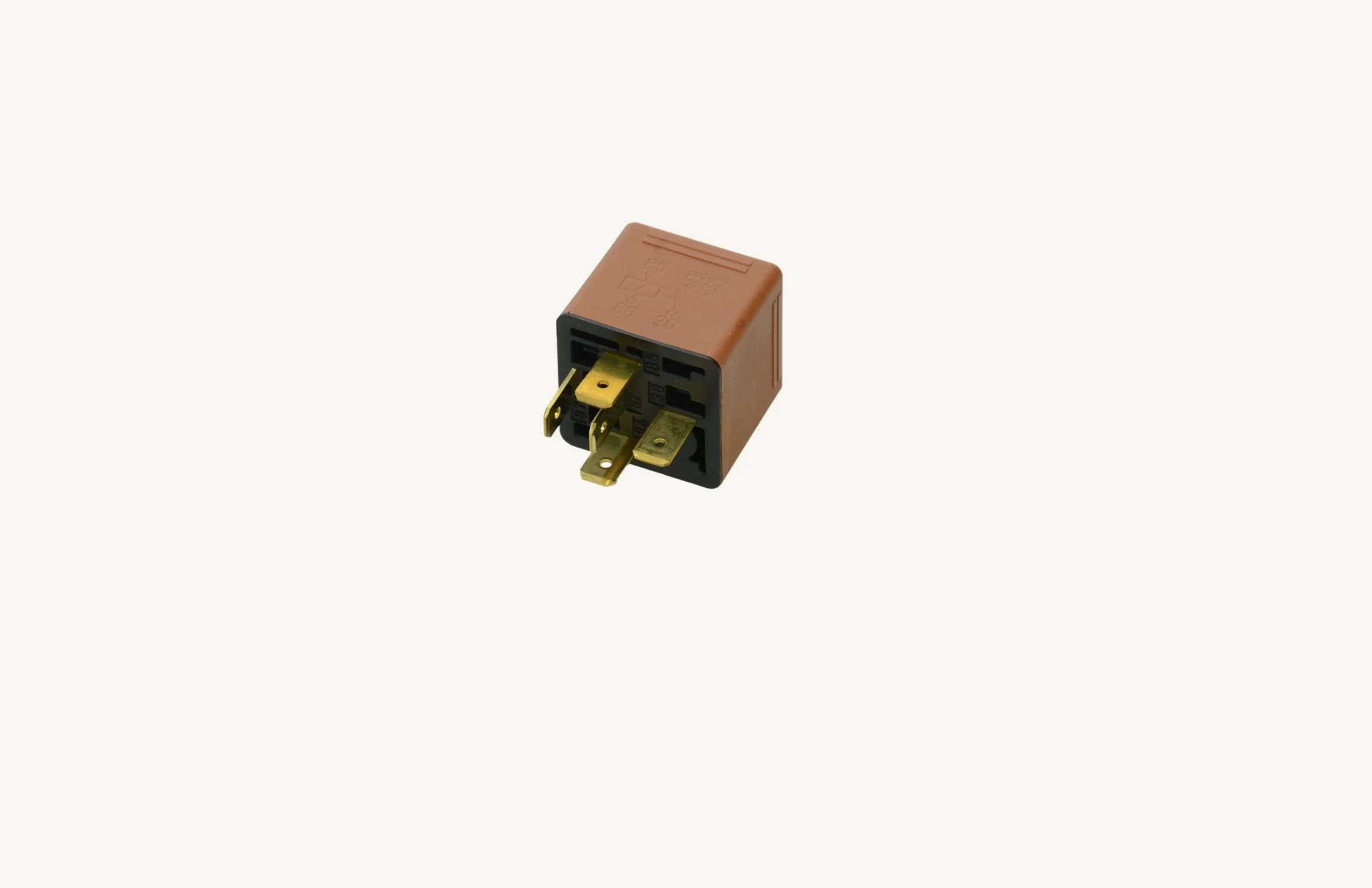 Relais 5 pin braun